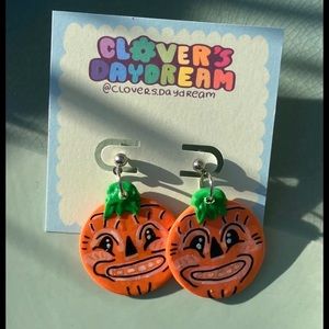 Old-Fashioned Jack-O-Lantern Earrings | "Vintage pumpkin" style | Spooky season
